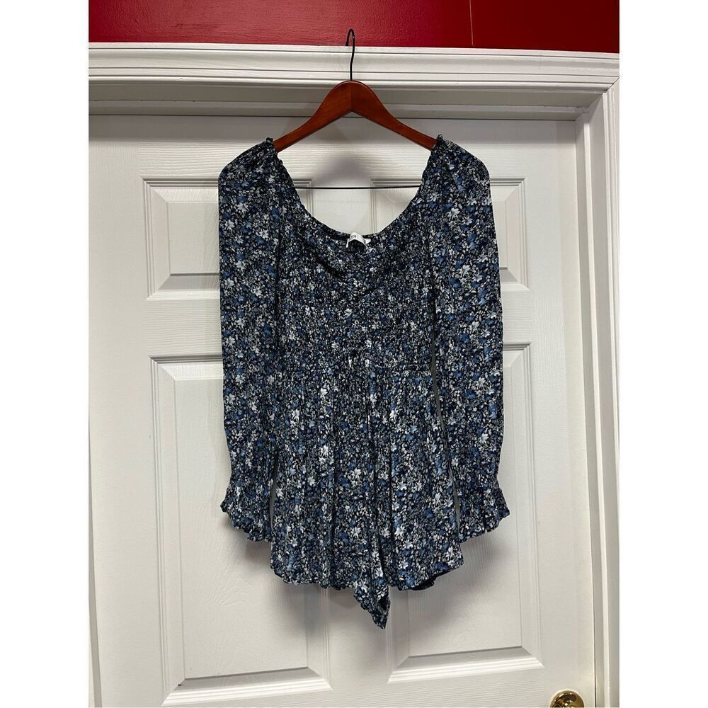 American Eagle Navy Ditsy Floral Print Smocked Romper sz S EUC